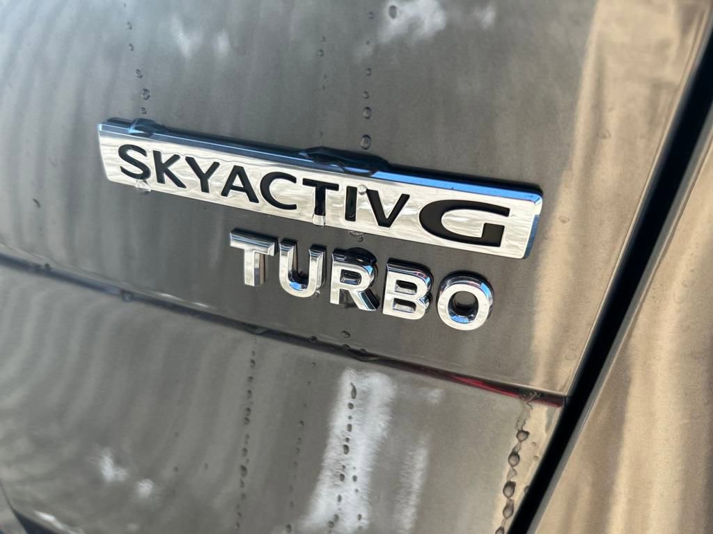 New 2025 MAZDA CX-30 2.5 Turbo w/ Premium Plus Pkg image 8
