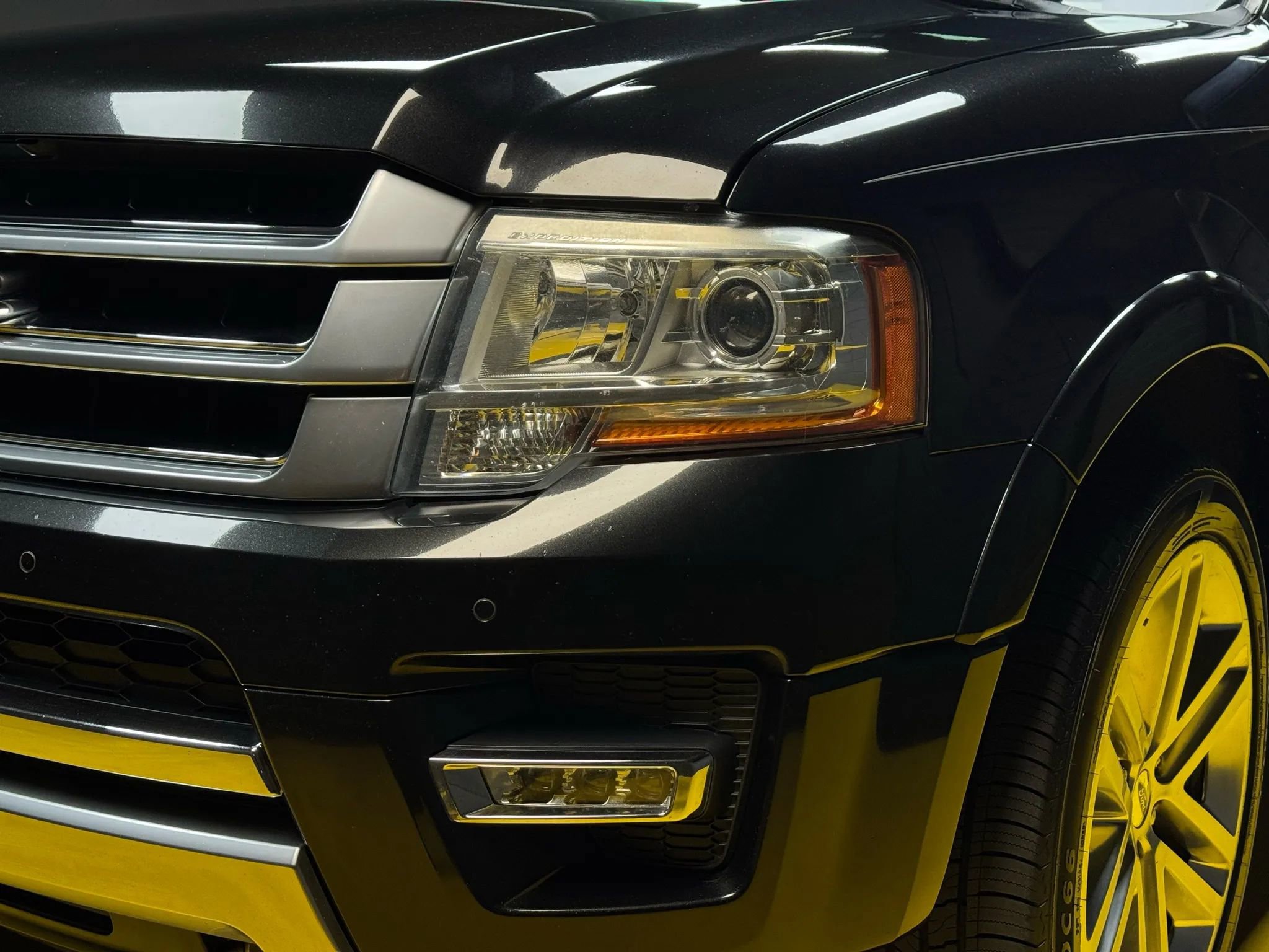 Used 2015 Ford Expedition EL Platinum image 7