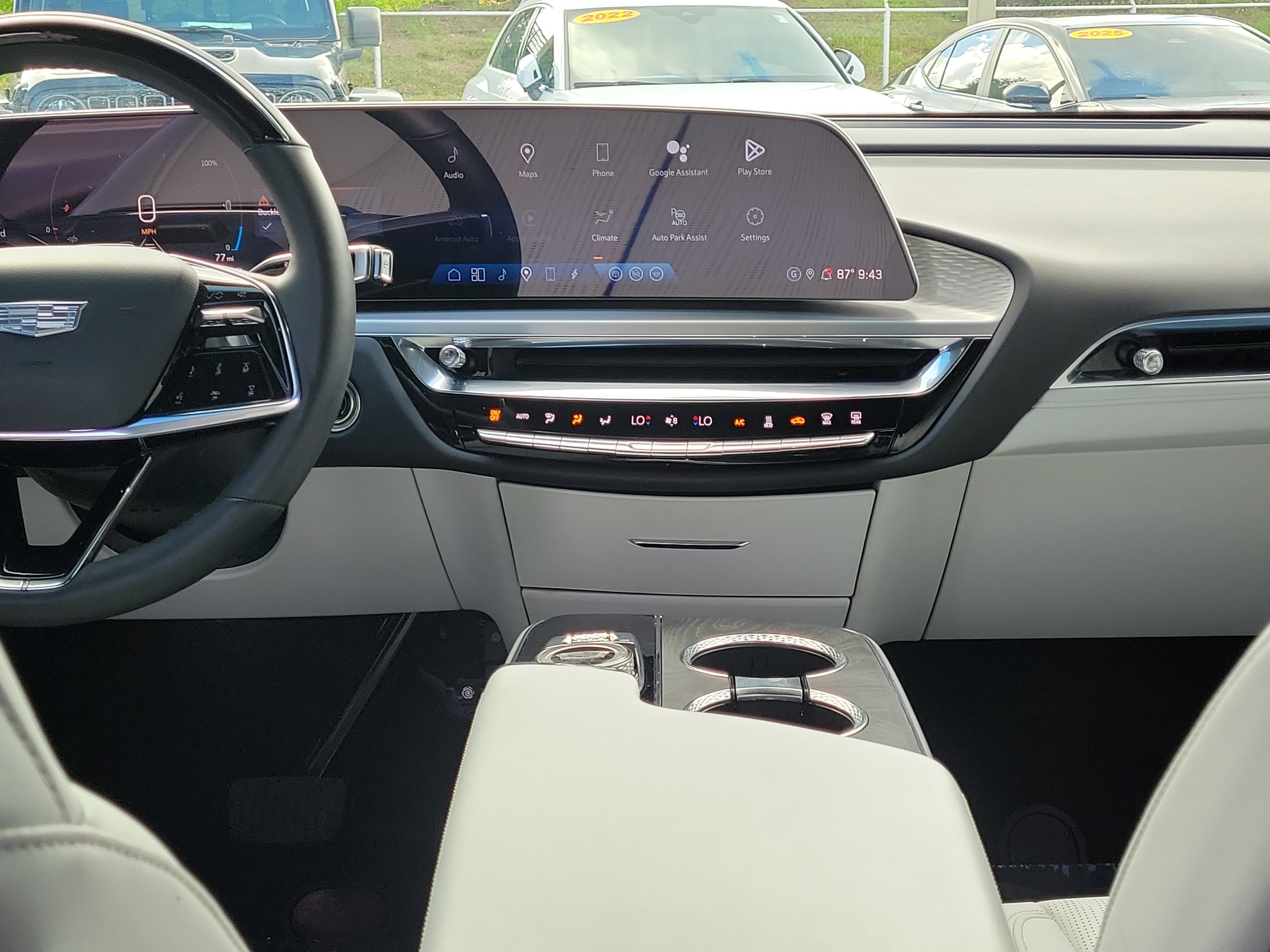 Used 2023 Cadillac Lyriq 2WD image 17