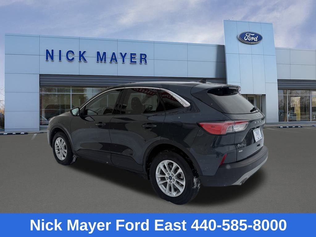 Used 2022 Ford Escape SE image 5
