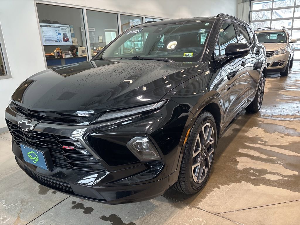 Certified 2023 Chevrolet Blazer RS w/ Driver Confidence II Package AWD/4WD image 1