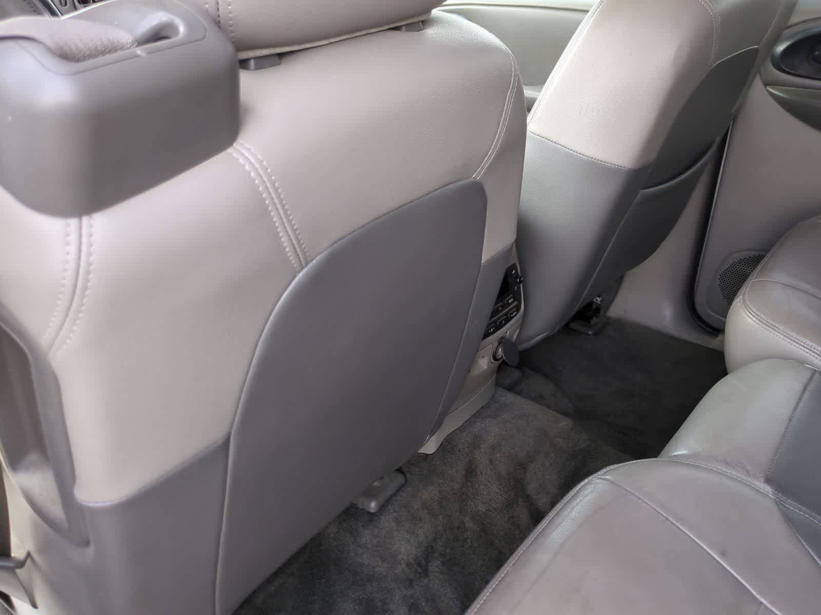 Used 2004 Chevrolet TrailBlazer LT w/ LT Preferred Equipment Group AWD/4WD image 18