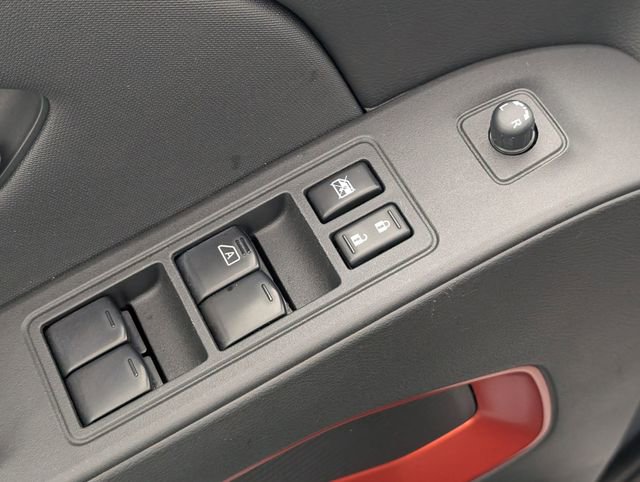 Used 2024 Nissan Frontier PRO-4X w/ Off-Road Protection Package image 11