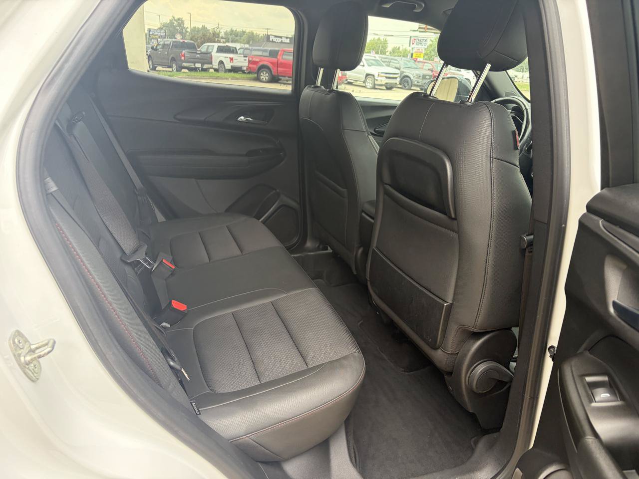 Used 2022 Chevrolet TrailBlazer RS FWD image 10