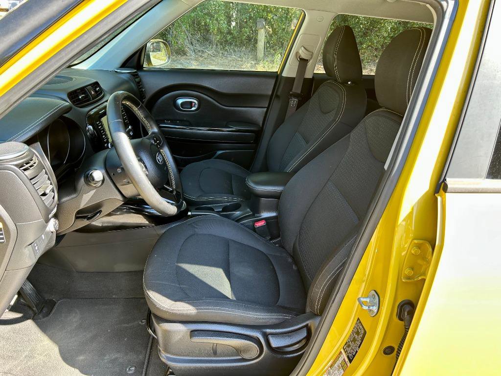 Used 2016 Kia Soul + w/ Audio Package image 16