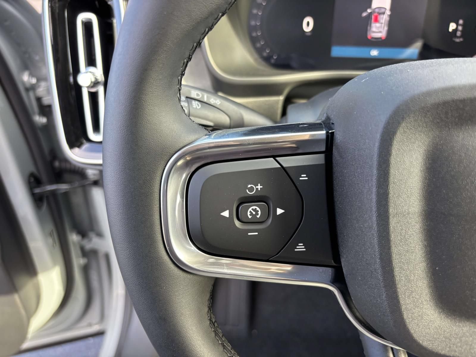 New 2026 Volvo XC40 B5 Plus w/ Protection Package Premier AWD/4WD image 17