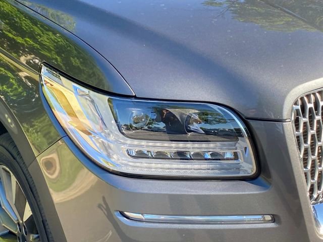Used 2021 Lincoln Navigator Reserve w/ Luxury Package AWD/4WD image 4