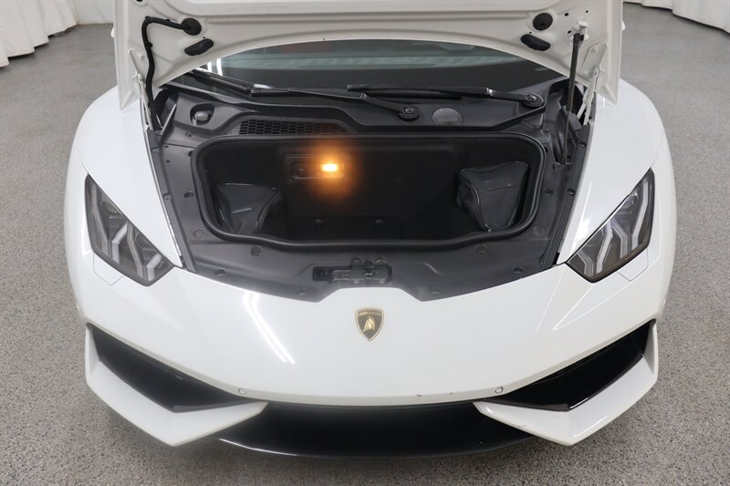Used 2015 Lamborghini Huracan LP 610-4 AWD/4WD image 22
