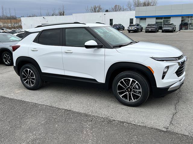 New 2026 Chevrolet TrailBlazer LT FWD image 8