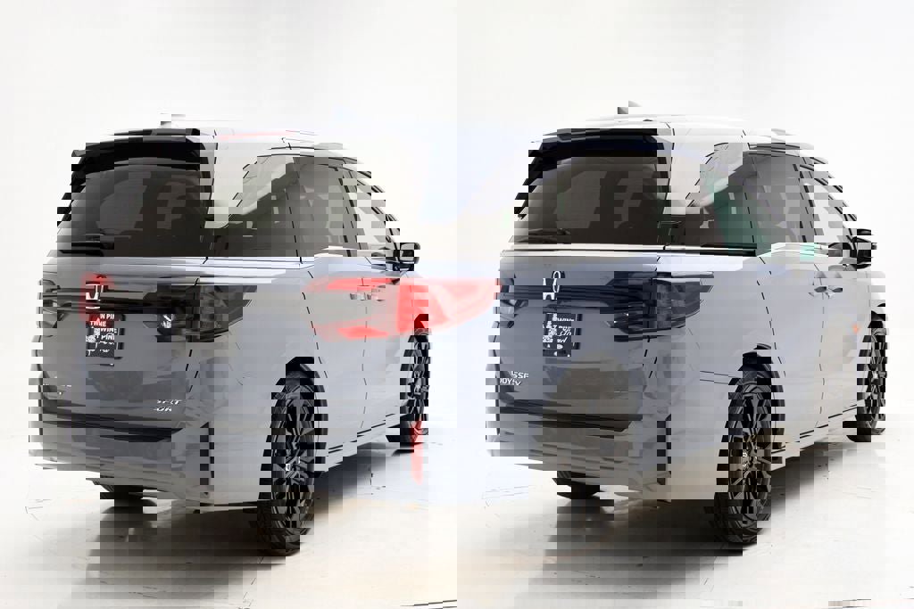 Used 2025 Honda Odyssey Sport-L image 8