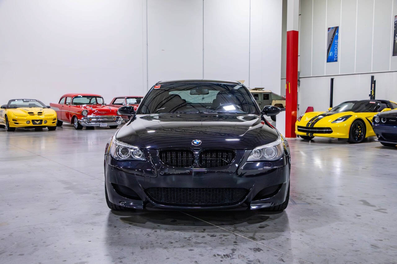 Used 2006 BMW M5 RWD image 9
