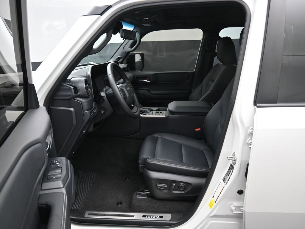 Certified 2024 Toyota Land Cruiser image 9