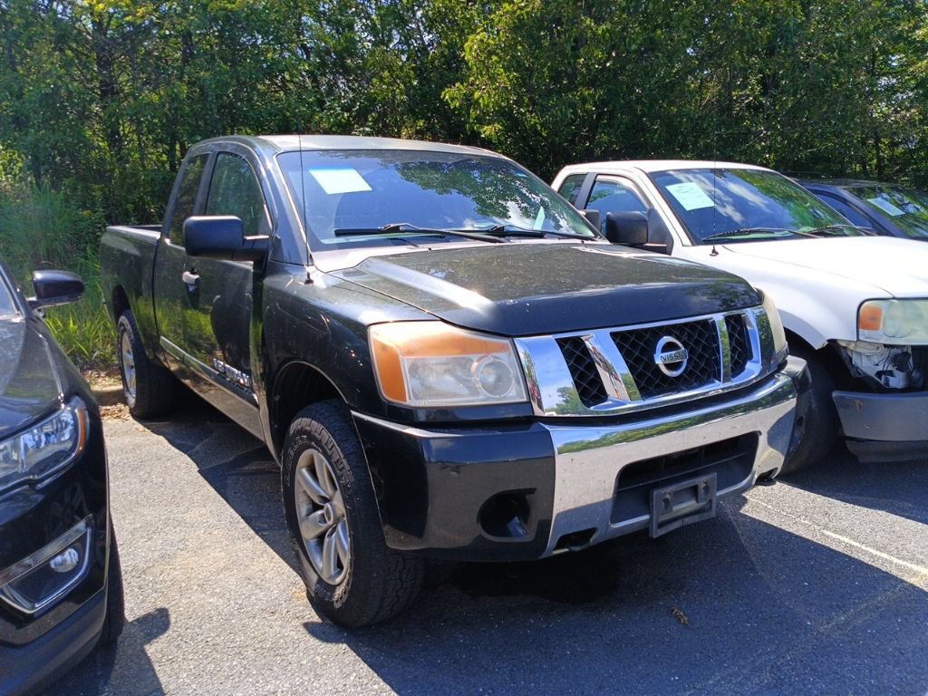 Used 2008 Nissan Titan 4x4 King Cab image 1