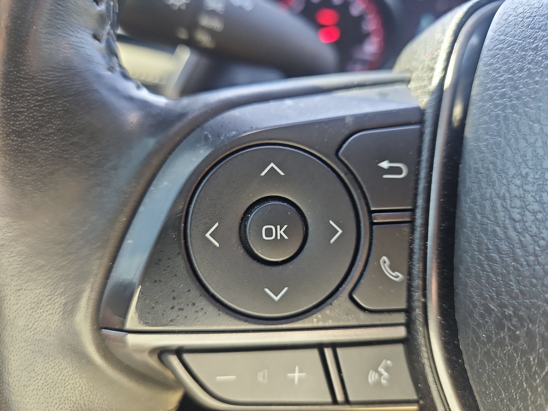 Used 2023 Toyota Camry XSE FWD image 28