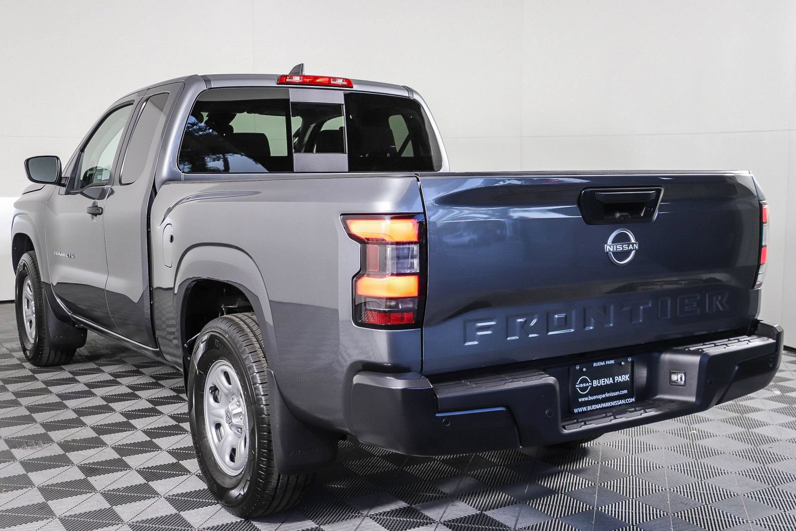 New 2027 Nissan Frontier S RWD image 6