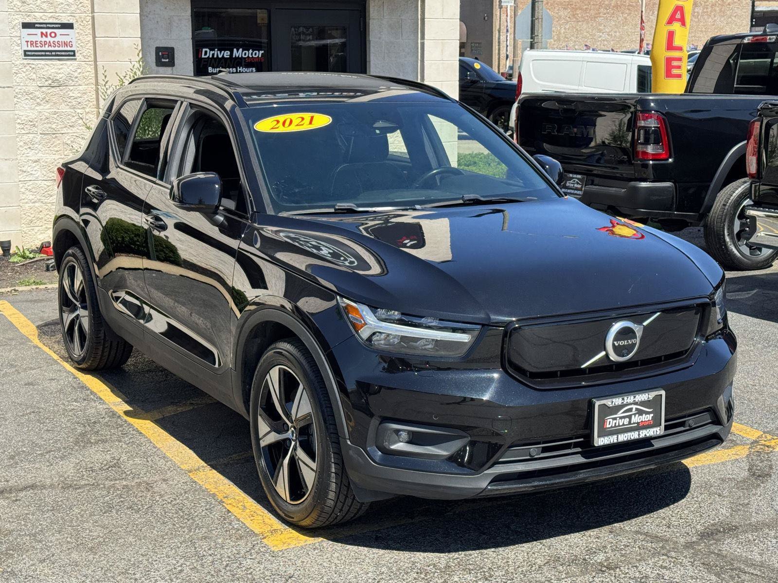 Used 2021 Volvo XC40 P8 Recharge w/ Advanced Package AWD/4WD image 11