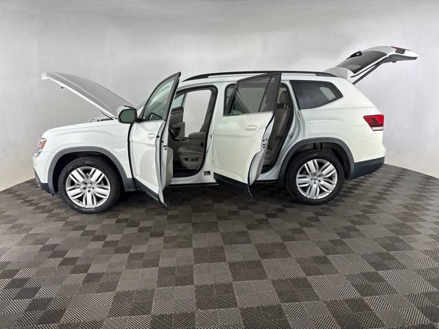 Used 2020 Volkswagen Atlas SE w/ Panoramic Sunroof Package FWD image 11