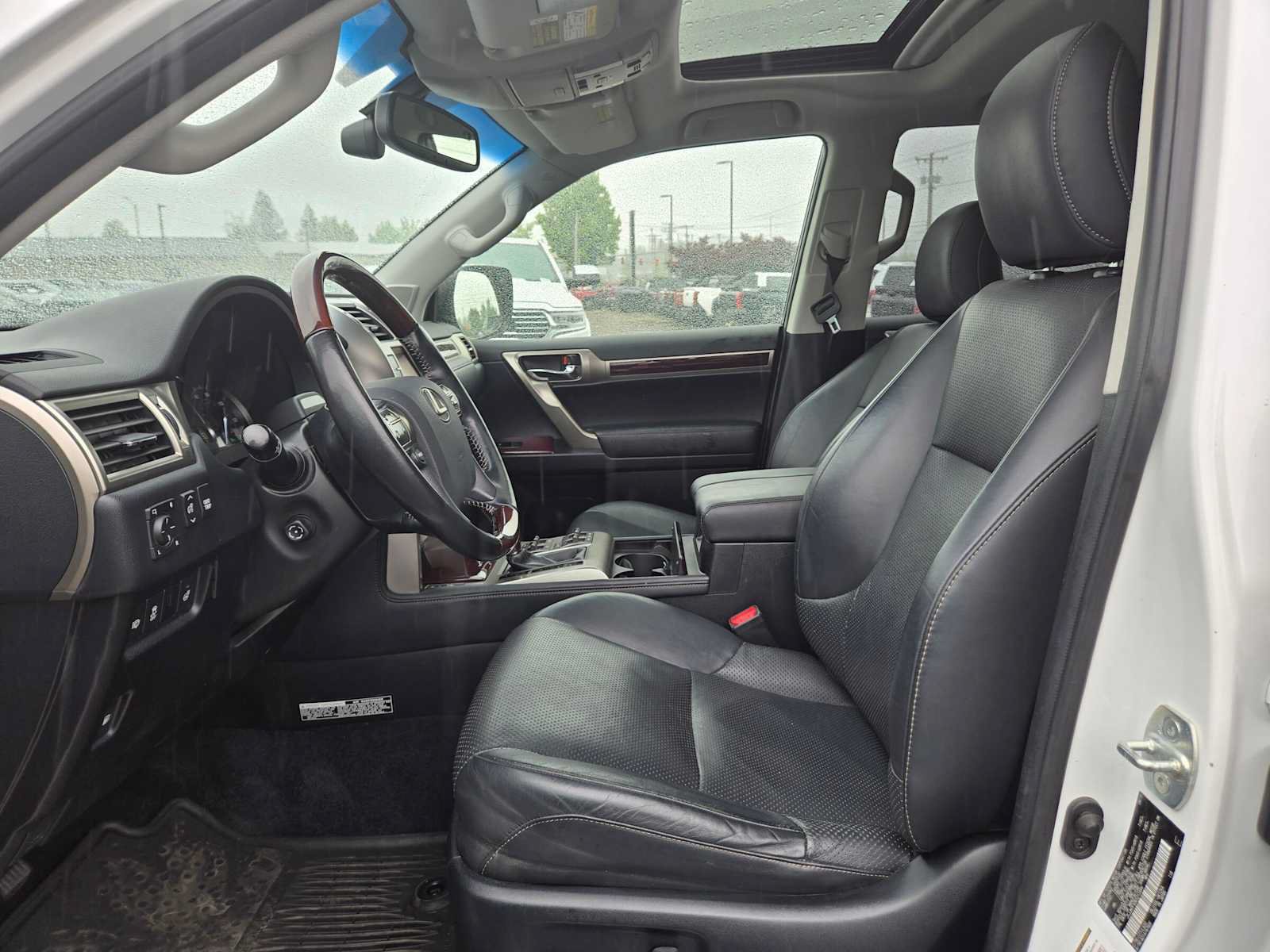 Used 2019 Lexus GX 460 Luxury AWD/4WD image 23
