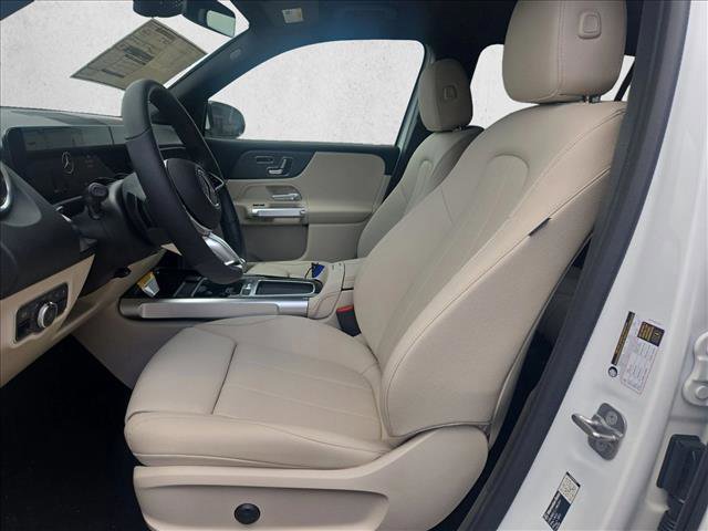 New 2026 Mercedes-Benz GLB 250 image 4