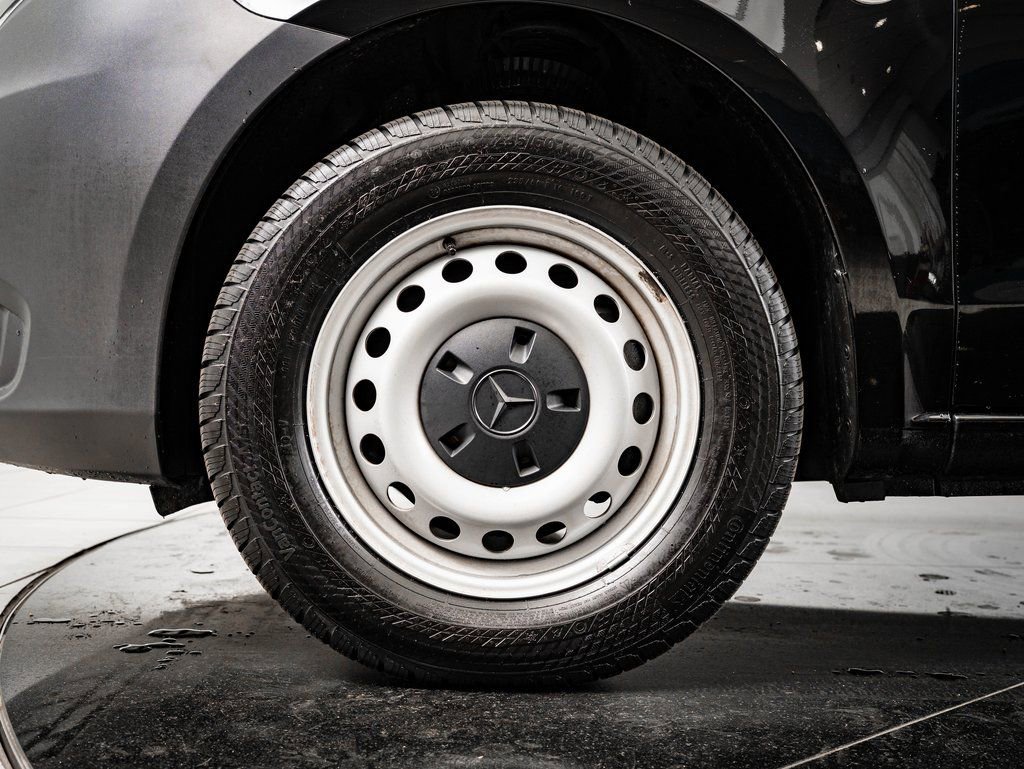 Used 2023 Mercedes-Benz Metris Passenger image 13