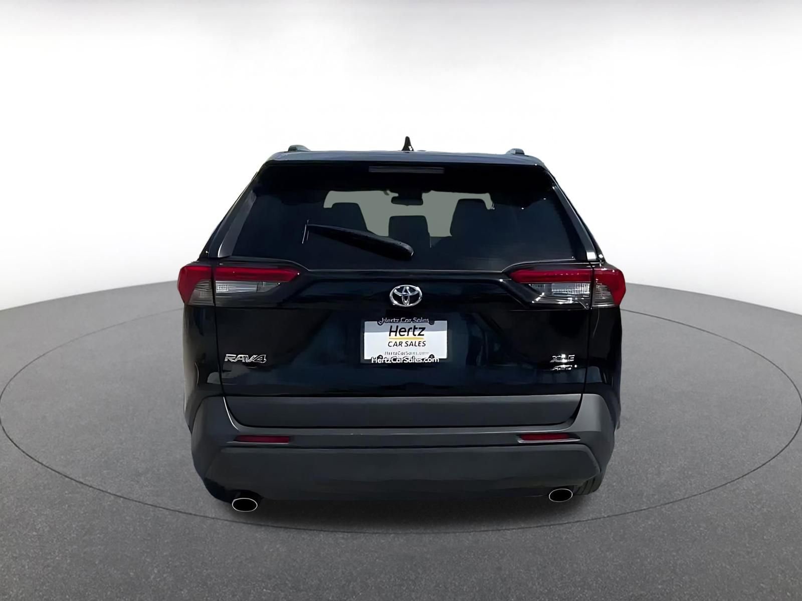 Used 2025 Toyota RAV4 XLE w/ Convenience Package image 12