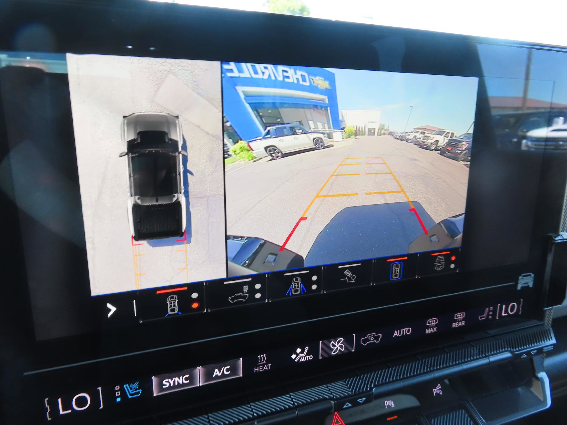 Used 2024 GMC Hummer EV 3X AWD/4WD image 32