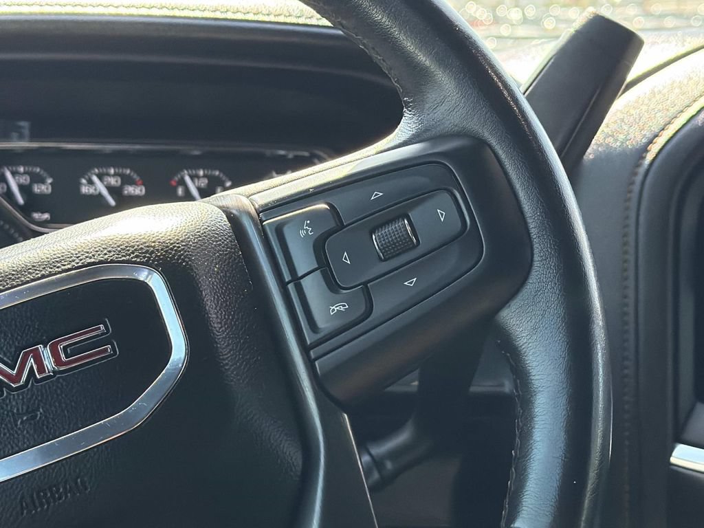 Used 2022 GMC Sierra 2500 AT4 w/ AT4 Preferred Package AWD/4WD image 13