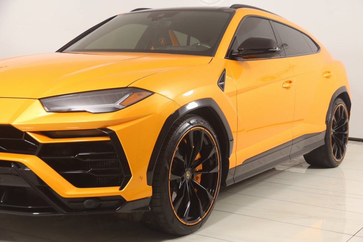 Used 2021 Lamborghini Urus AWD/4WD image 88