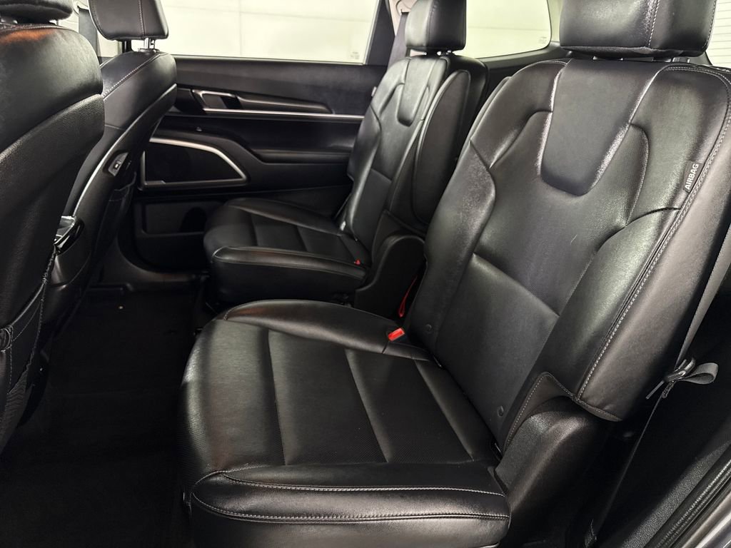 Used 2023 Kia Telluride S FWD image 13