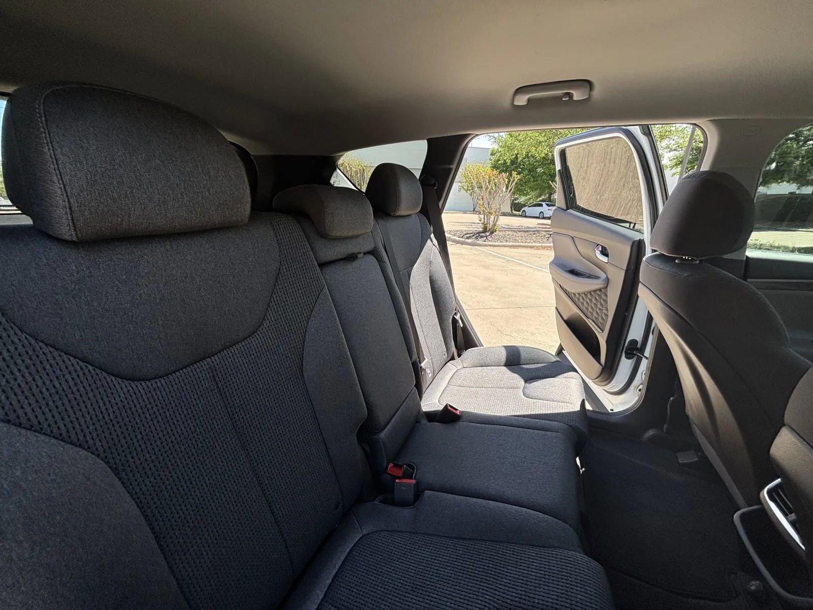 Used 2019 Hyundai Santa Fe SE FWD image 19