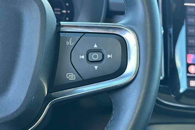 Certified 2023 Volvo XC40 Recharge Ultimate w/ Protection Package Premier AWD/4WD image 27
