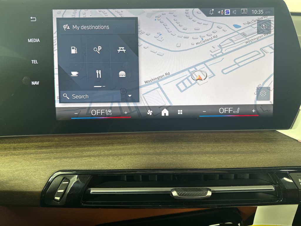 New 2026 BMW X1 xDrive28i w/ Technology Package AWD/4WD image 17