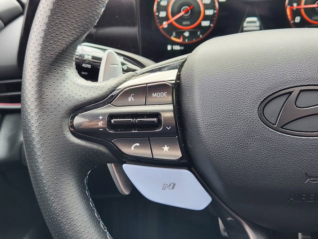 Used 2025 Hyundai Elantra N image 17