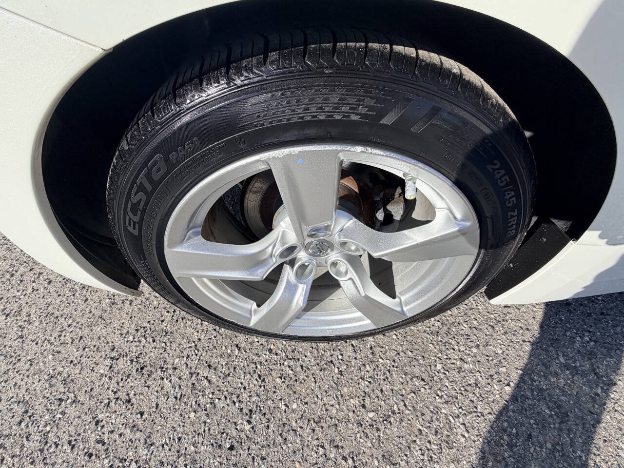 Used 2012 Nissan 370Z Touring RWD image 25