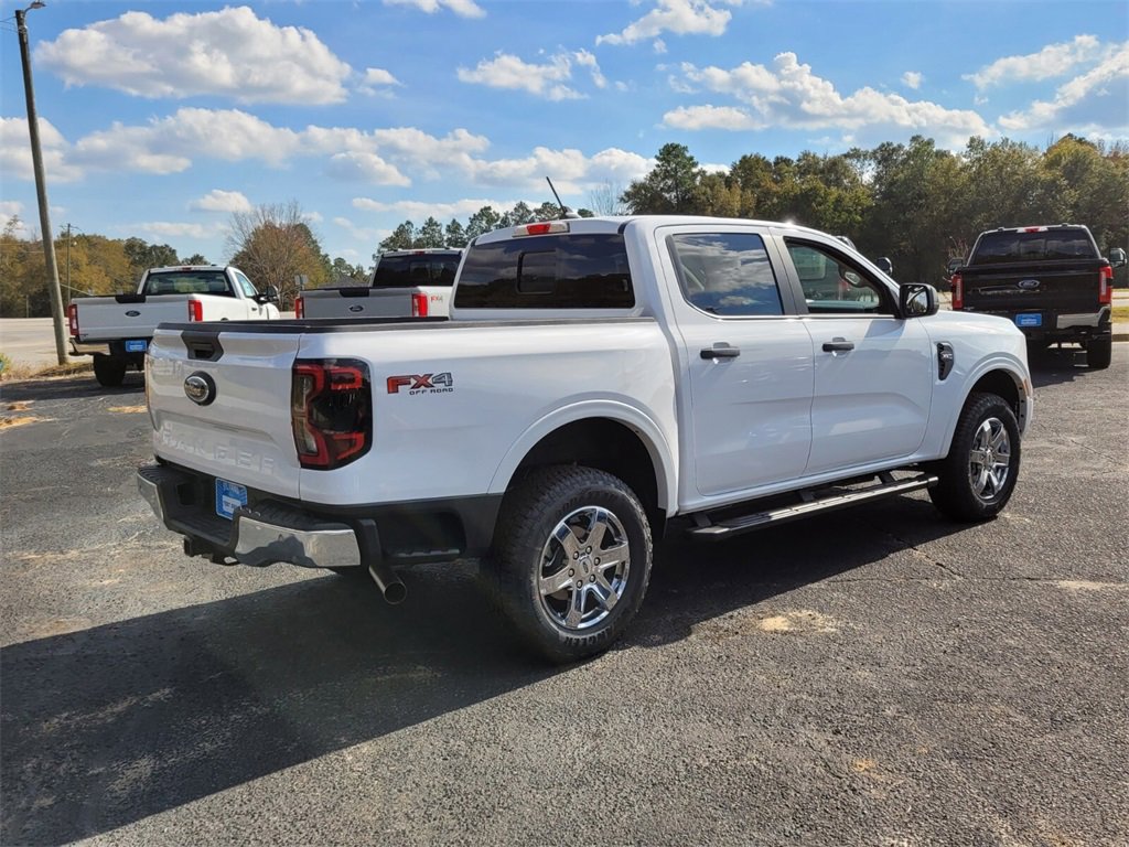 New 2025 Ford Ranger XLT w/ FX4 Off-Road Package image 11