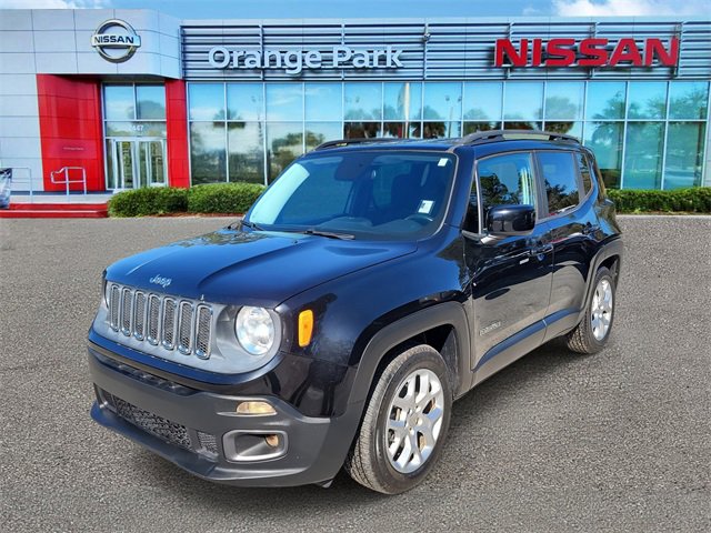Used 2017 Jeep Renegade Latitude image 4