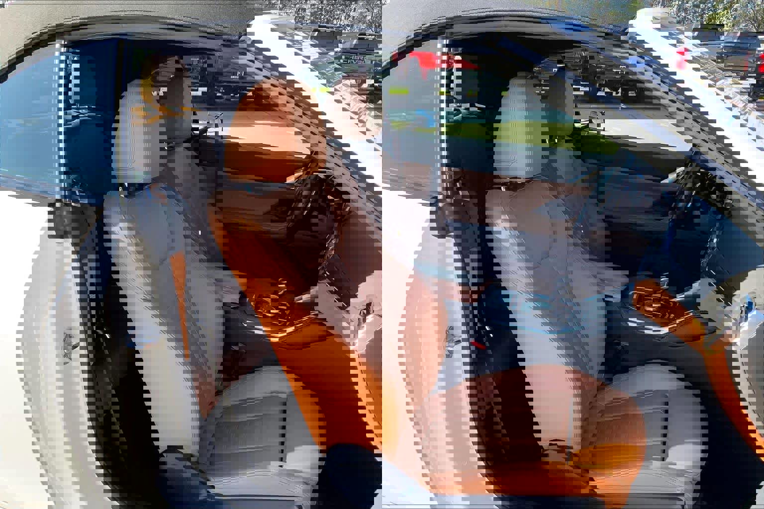 Used 2021 BMW M440i Convertible w/ Premium Package image 7