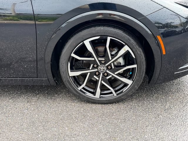 Used 2024 Toyota Prius Prime FWD image 9