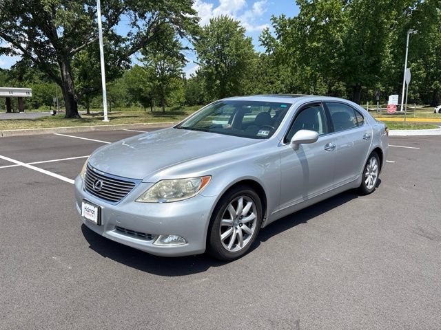 Used 2007 Lexus LS 460 L RWD image 2