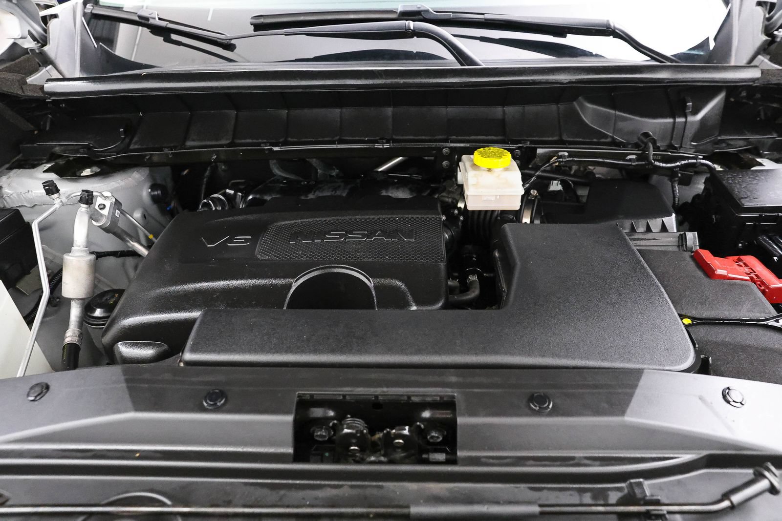 Used 2023 Nissan Pathfinder Platinum AWD/4WD image 7