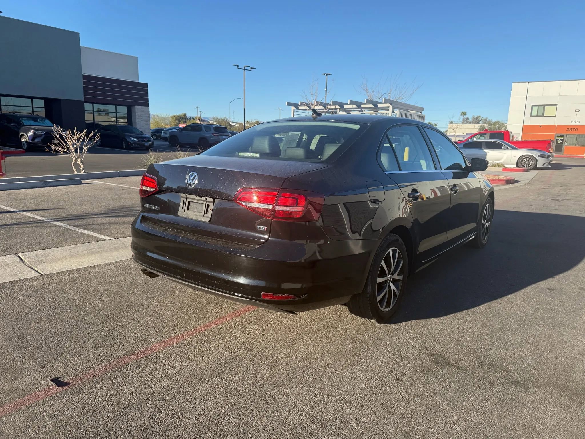 Used 2017 Volkswagen Jetta SE image 5