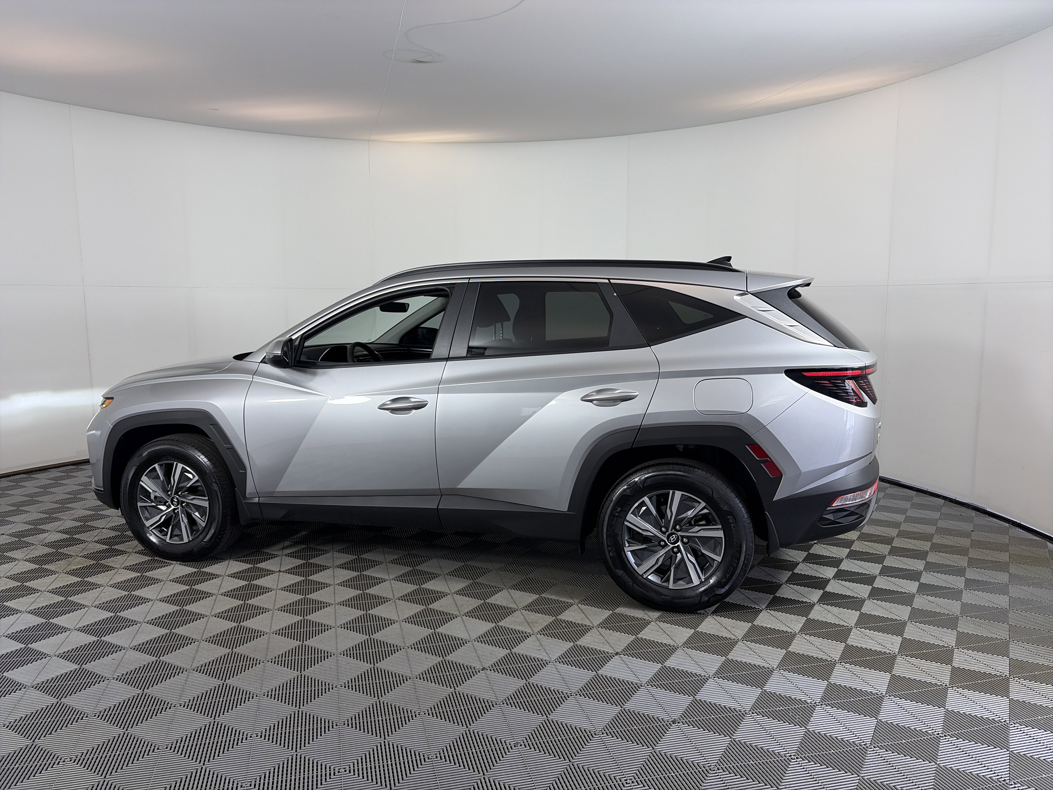 Certified 2023 Hyundai Tucson Blue AWD/4WD image 8
