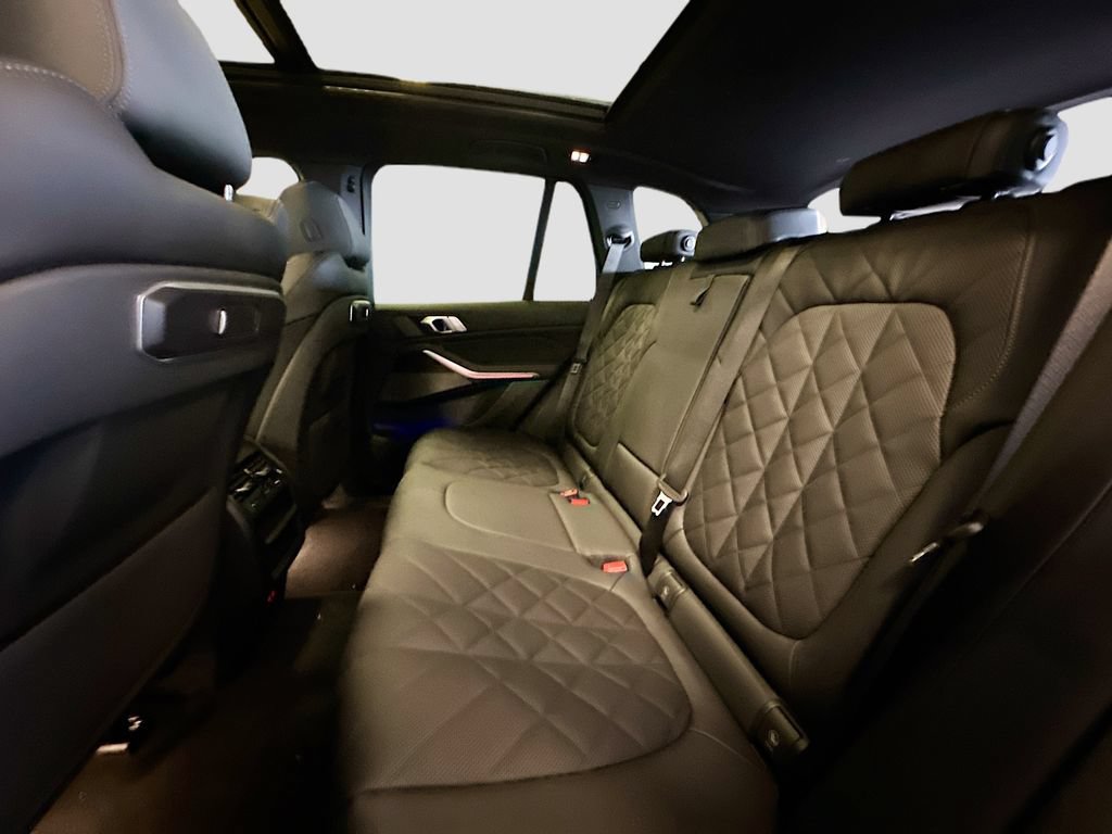 New 2026 BMW X5 xDrive40i AWD/4WD image 26