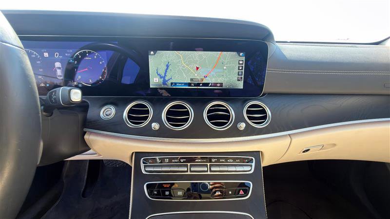 Used 2022 Mercedes-Benz E 350 4MATIC Sedan w/ Driver Assistance Package image 29