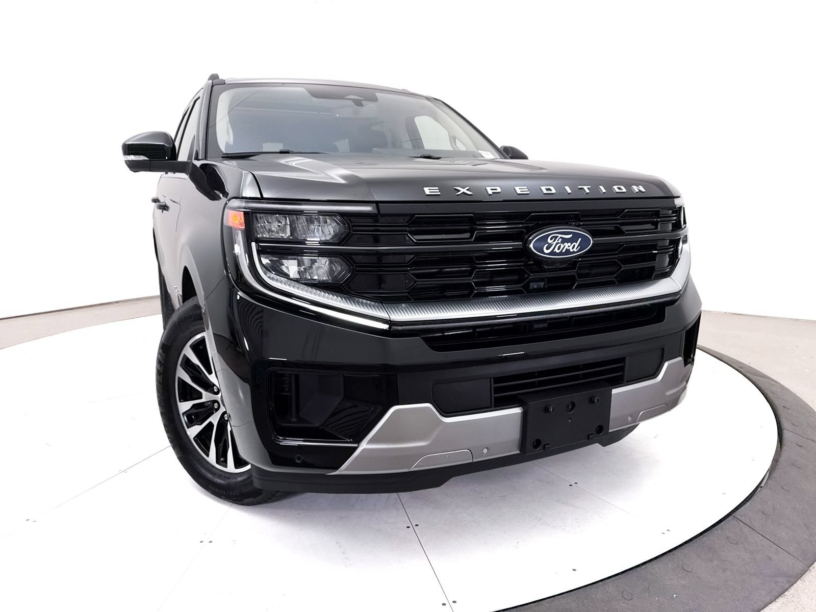 Used 2025 Ford Expedition Platinum AWD/4WD image 8