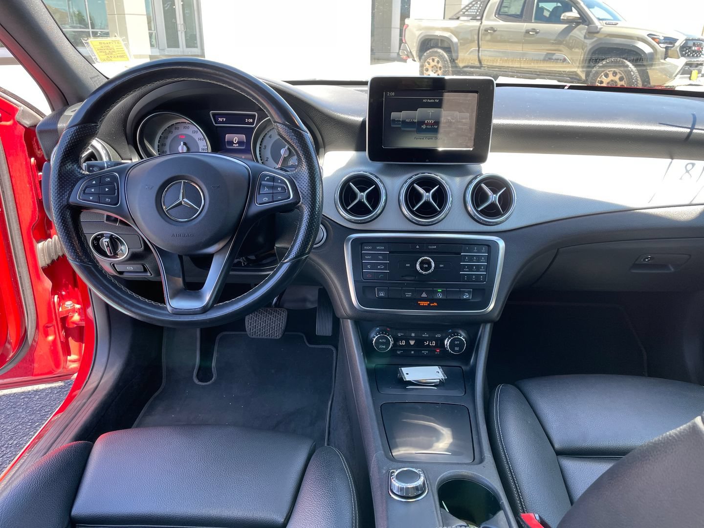Used 2016 Mercedes-Benz GLA 250 4MATIC image 12