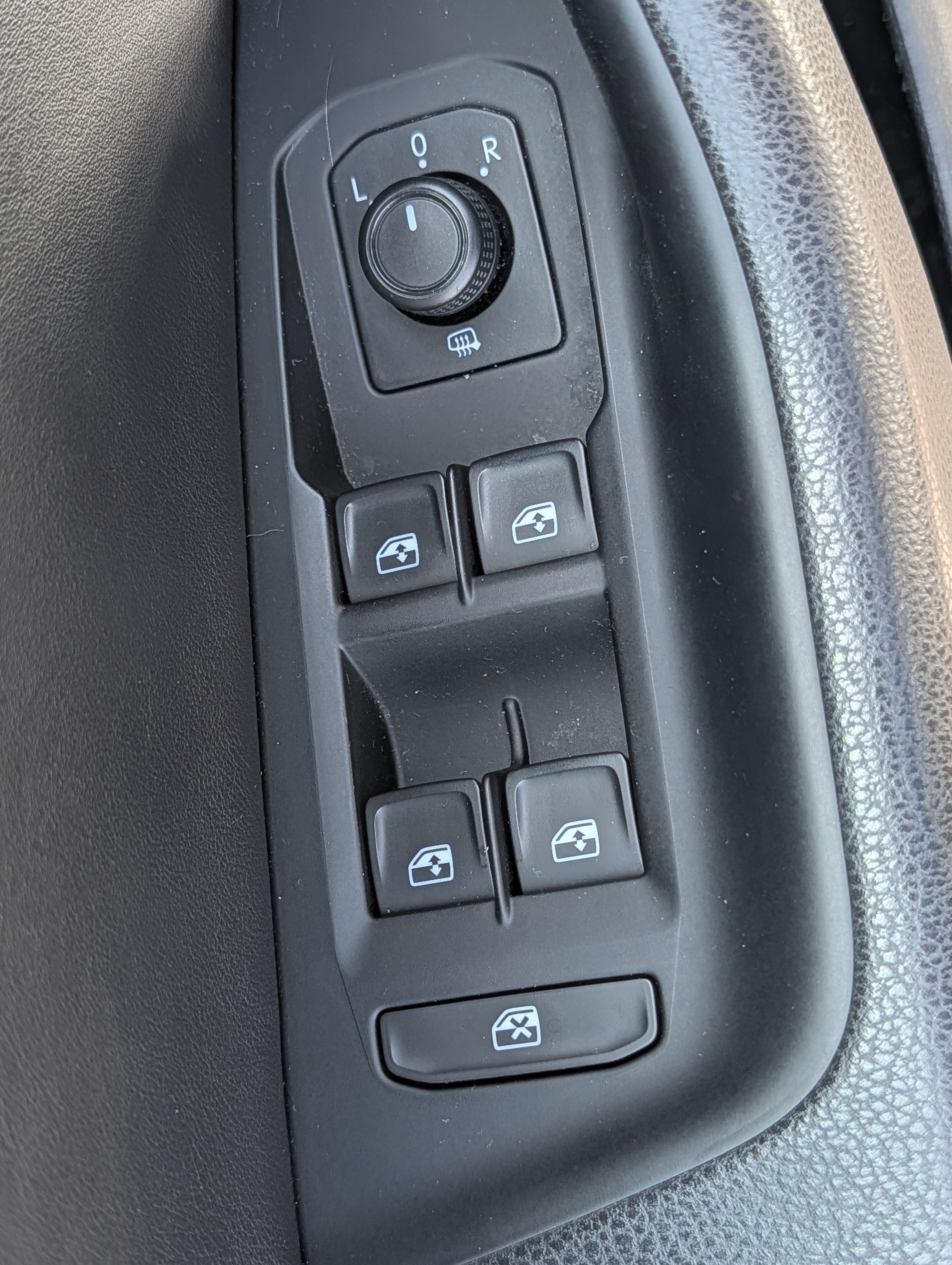 Used 2019 Volkswagen Arteon SE AWD/4WD image 19