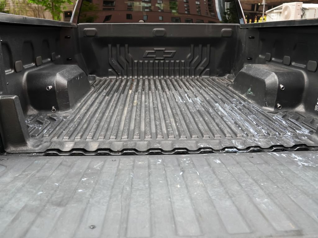 Used 2019 Chevrolet Silverado 1500 Custom Trail Boss w/ Custom Convenience Package AWD/4WD image 13