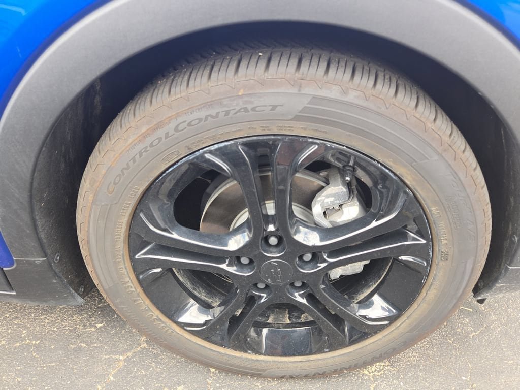 Used 2020 Chevrolet Bolt LT FWD image 5
