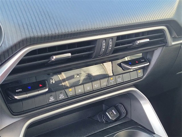 Used 2024 MAZDA CX-90 3.3 Turbo w/ Select Package image 31